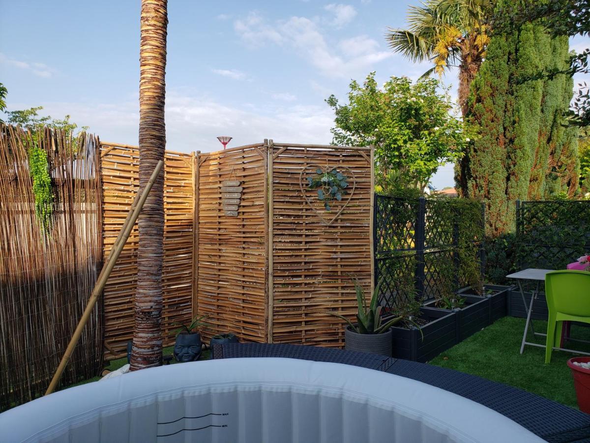 Studio Zure Ondoan - Spa Et Piscine Chauffee Тарнос Екстериор снимка